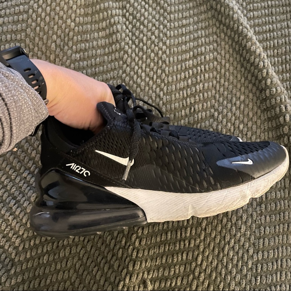 Nike 270